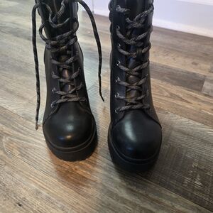 Nine West Black Combat Boots with Gray Laces